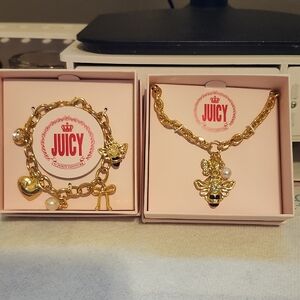 Juicy Couture Gold Bee Charm Neckalace/Bracelet Set